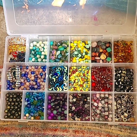 Beads! - Picture 1 of 4